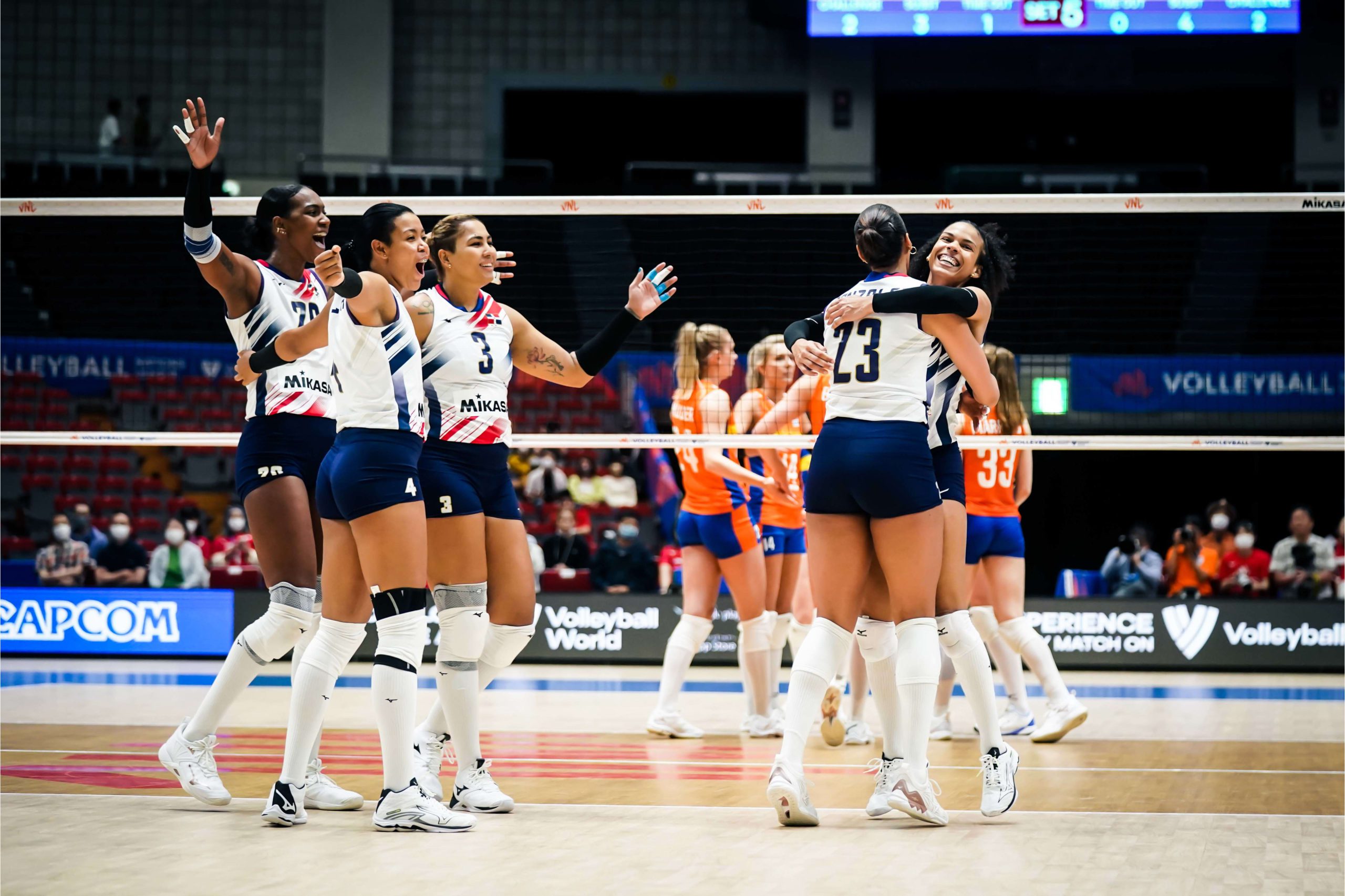 Dominican Republic wins another thrilling five-setter