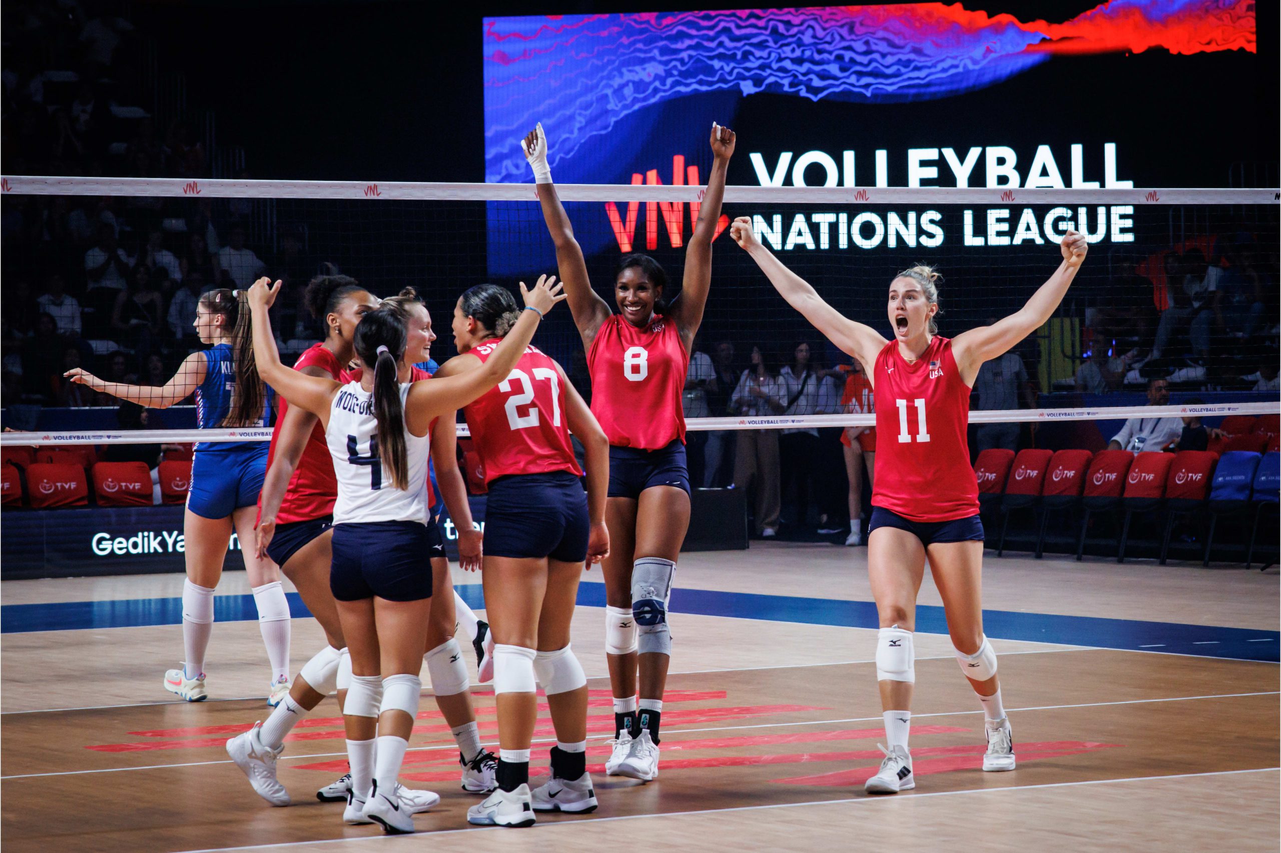 Drews and rookies push USA to big win over Serbia