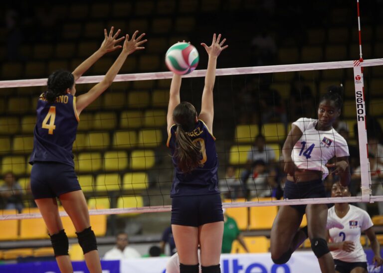 Belize with powerful attacks surpasses El Salvador