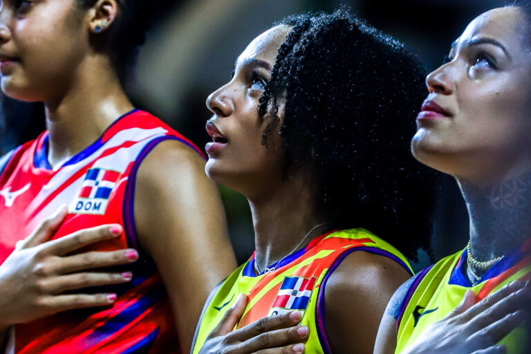 Dominican Republic and Colombia to clash in gold medal match