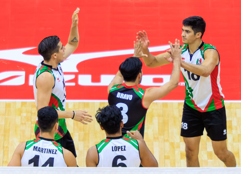 Mexico beats Dominican Republic at Pan Am Cup