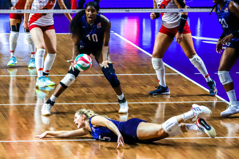 United States downs Peru in four sets