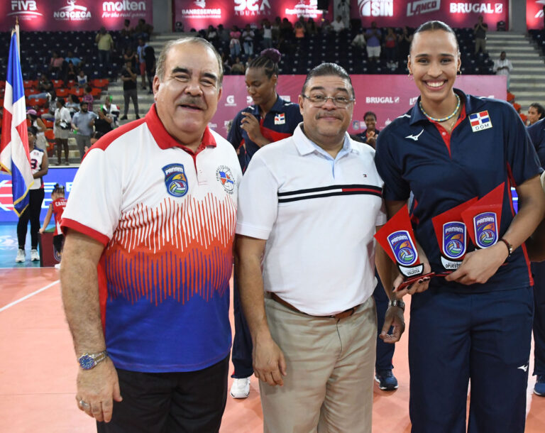 Gaila González MVP of the Final Six Cup