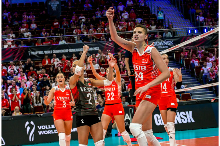 Turkey deals first defeat to Dominican Republic