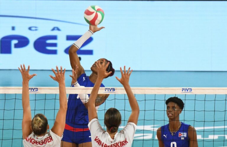 Cuba dominates Canada en 1 hour and 21 minutes