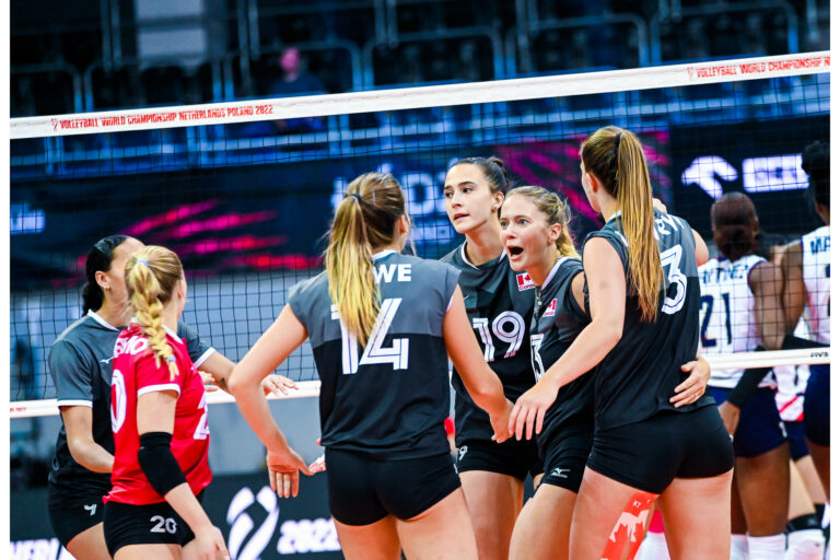 Dominican Republic falls to Canada