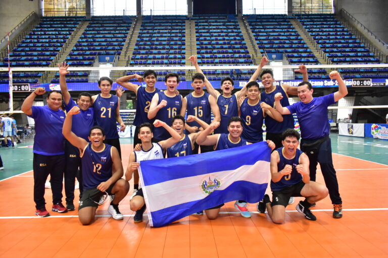 El Salvador recovers and wins over Honduras 3-1