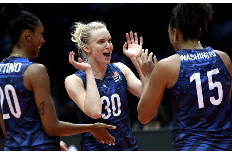 United States defeats Dominican Republic