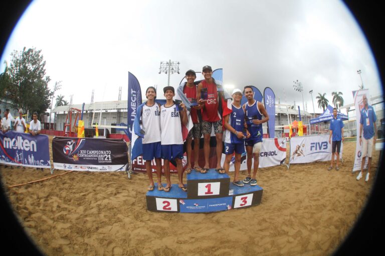 <strong>Costa Rica Under 21 men’s Central American Beach Volleyball Champion</strong>