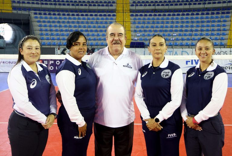 <strong>All Female Referees officiate NORCECA Boys U19 Pan Am Cup matches</strong>
