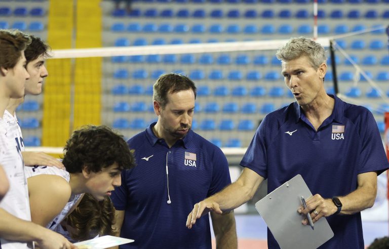 <strong>United States earns ticket into semifinals winning pool A</strong>