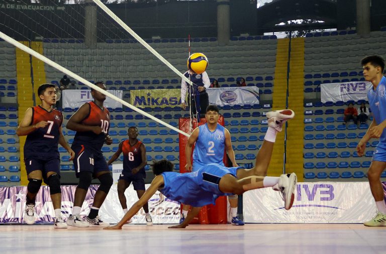 <strong>Hosts Guatemala downs Belize to battle Nicaragua for fifth place</strong>
