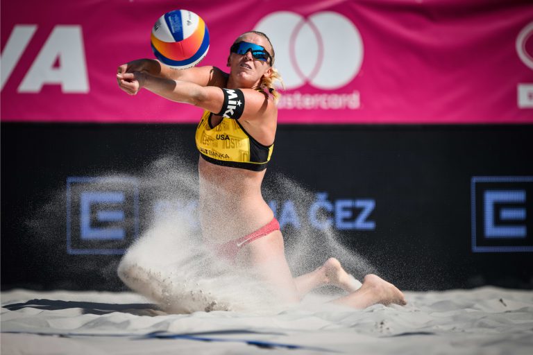 Two American duos and Canada into Ostrava  women’s quarterfinals