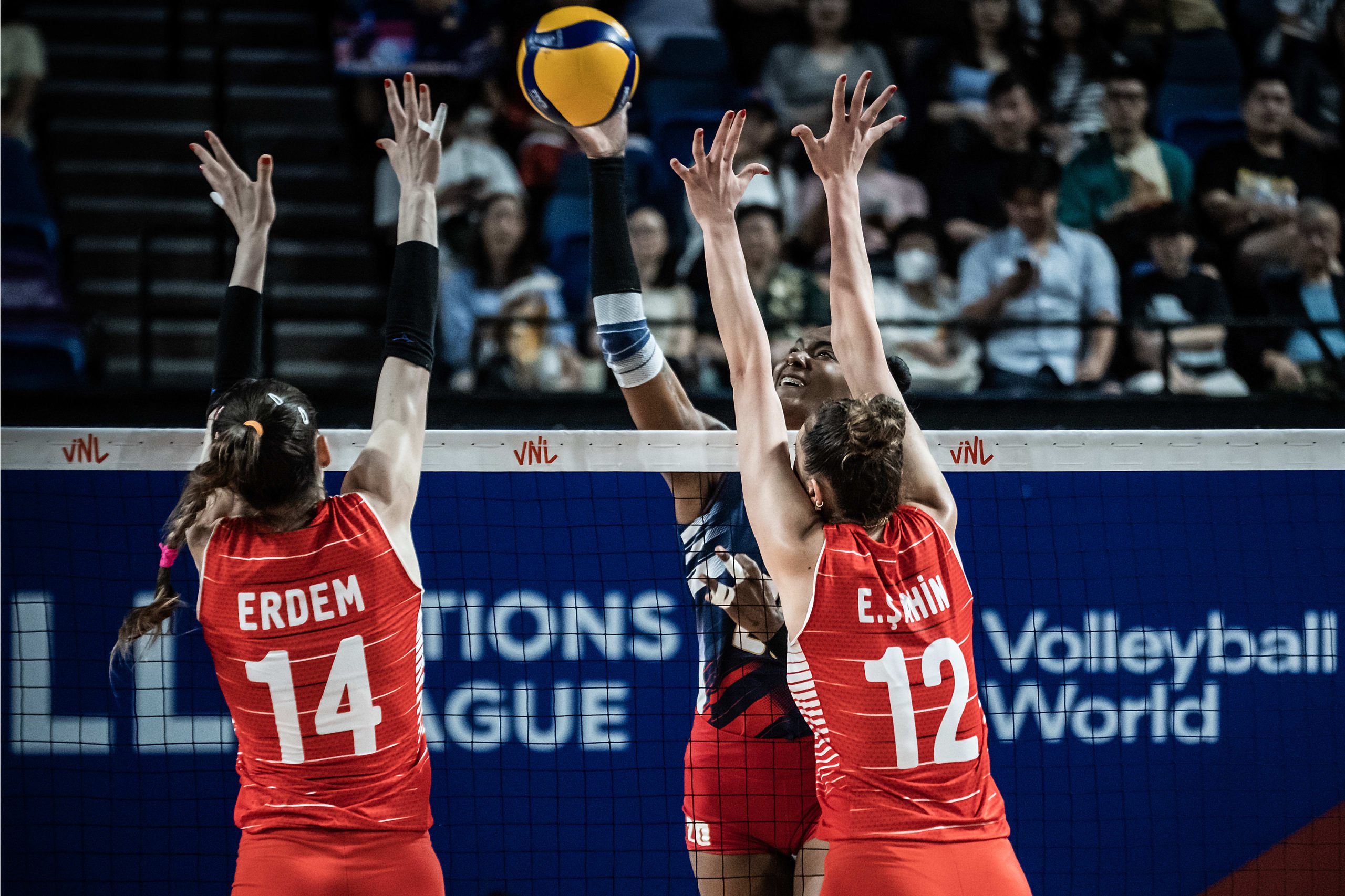 Dominican Republic closes week 2 of VNL in four-set loss to Türkiye