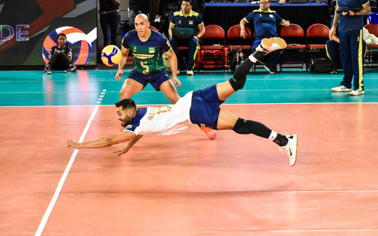 Brazil tops Group B after beating Canada in straight sets.