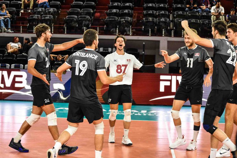 Canada advances to Quarterfinals with victory over Dominican Republic