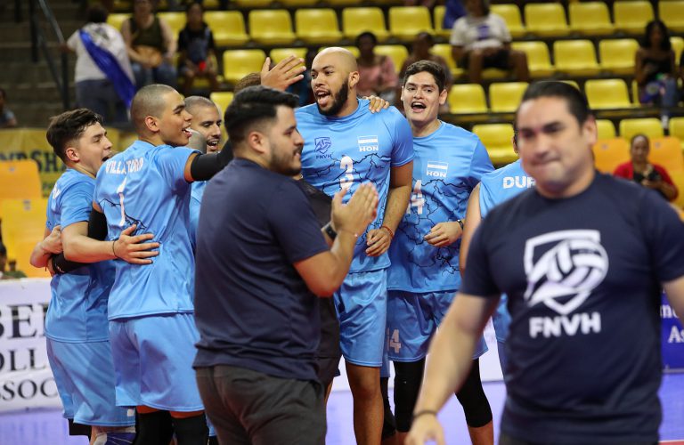 Honduras defeats Costa Rica in five sets 