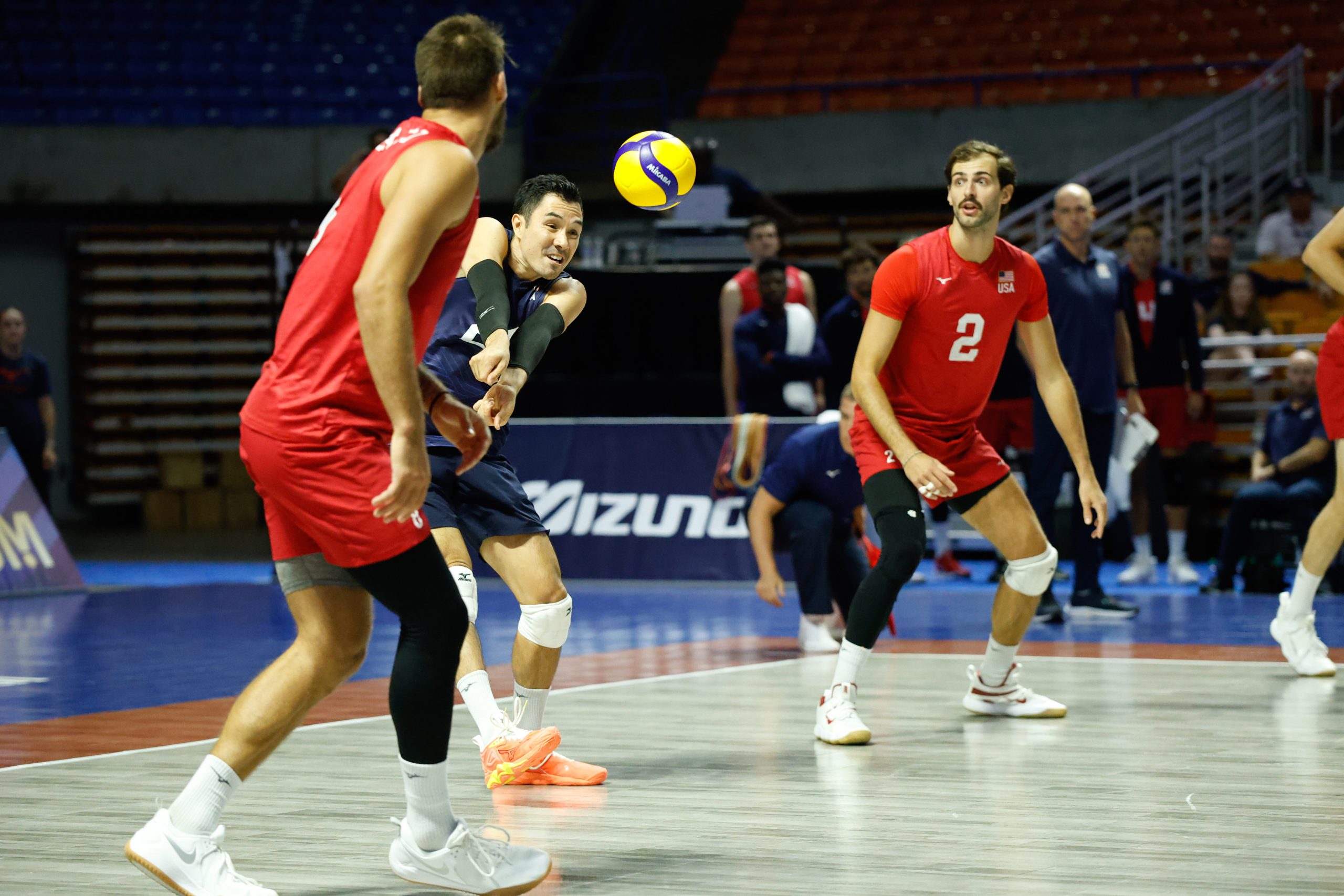 USA beat Cuba in five sets and advanced to Semifinals