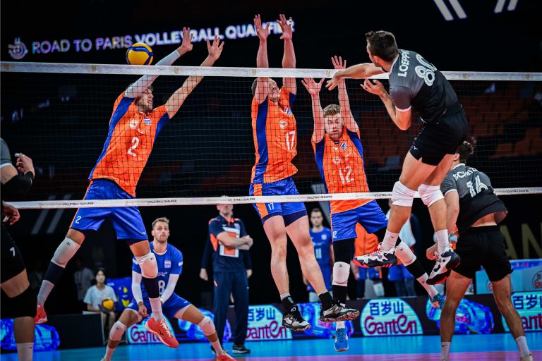 Canada wins battle of five-sets to Netherlands and USA sweeps Egypt at Olympic Qualifier