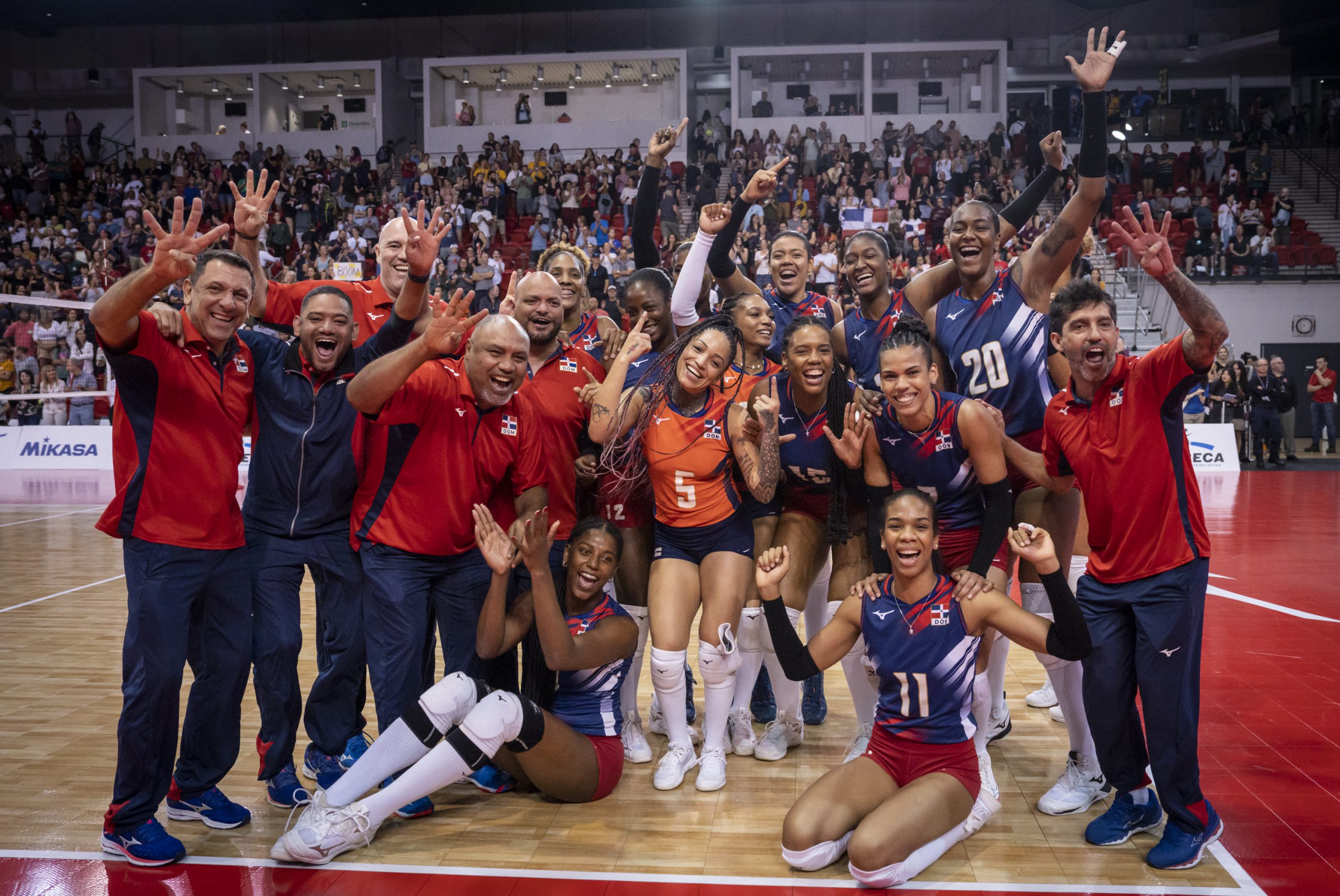 Dominican Republic wins epic match over USA for Gold