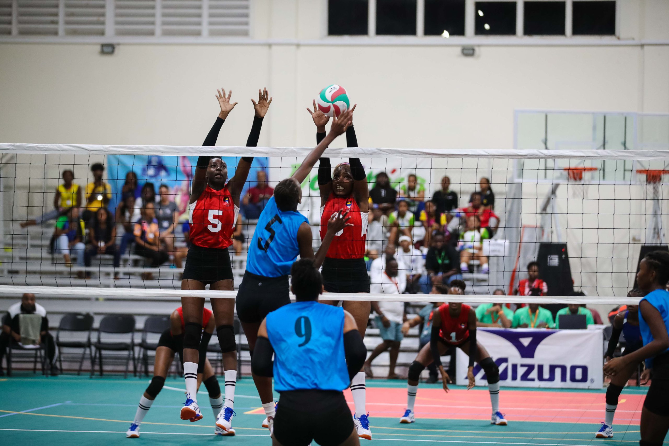 St Lucia stops Antigua in straight sets  