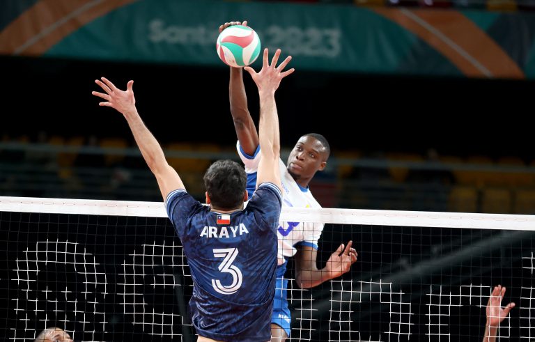 Colombia advances to Semifinals with Win over Chile