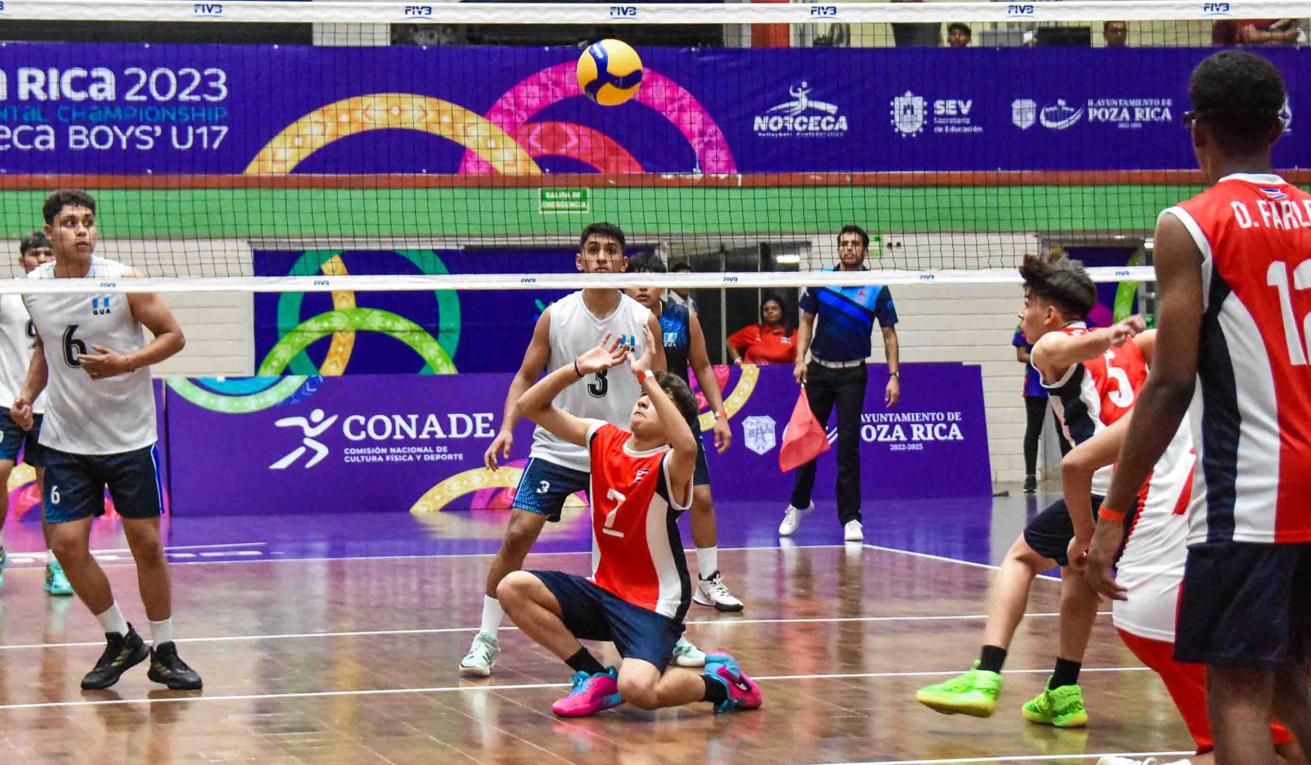 Costa Rica wins roller-coaster against Guatemala in five sets
