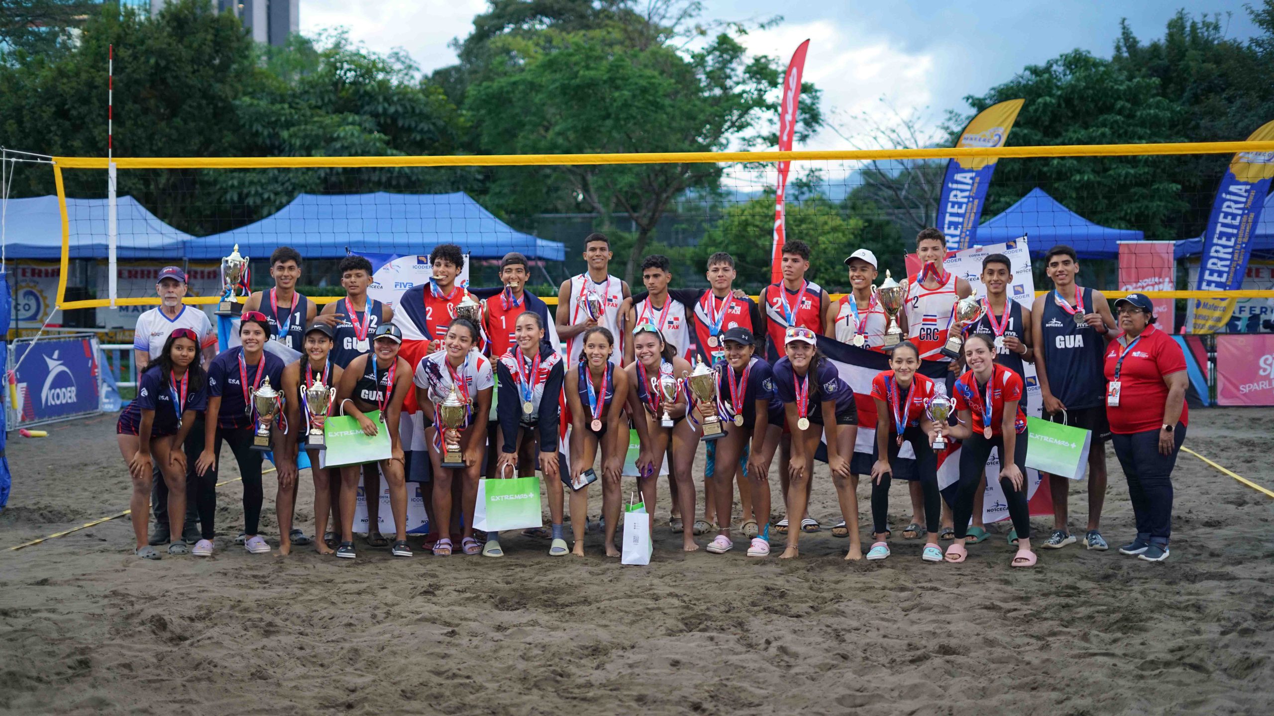 Nicaragua Women and Costa Rica Men Central American U17 Beach Champions