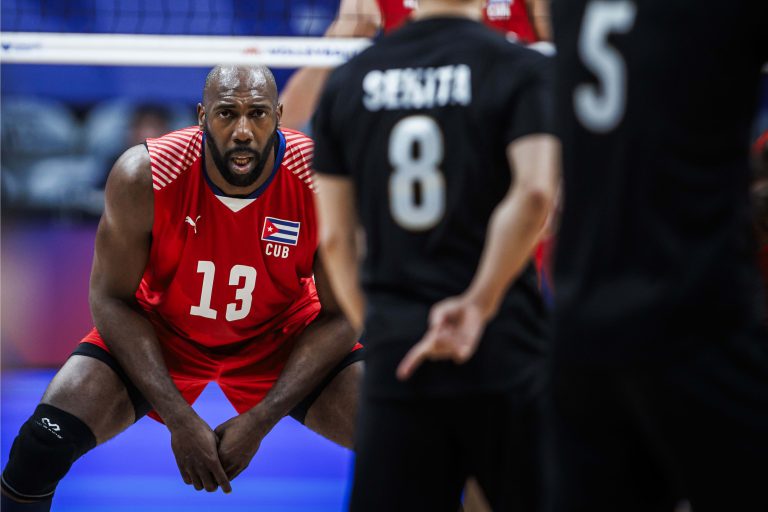 Japan beat Cuba in a five set thriller