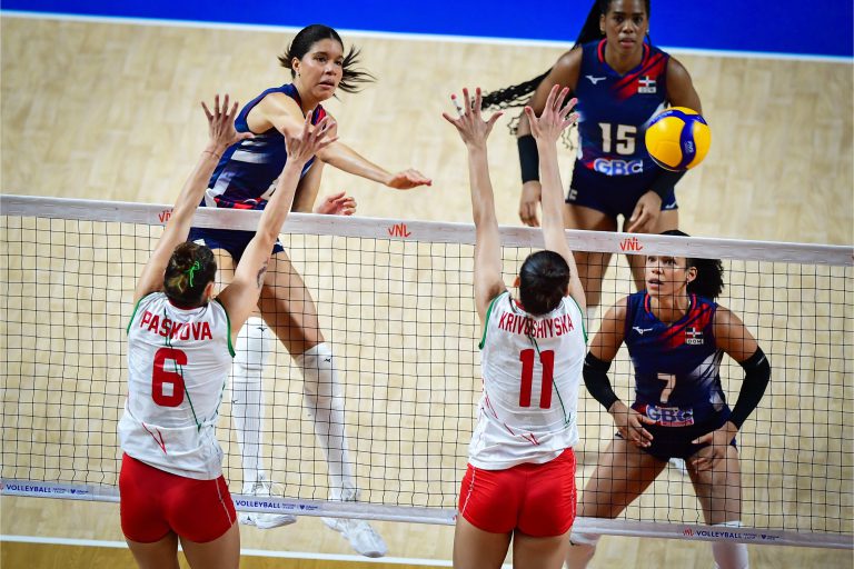 Tapia scores 37, but Dominicans fall, Canada defeats France