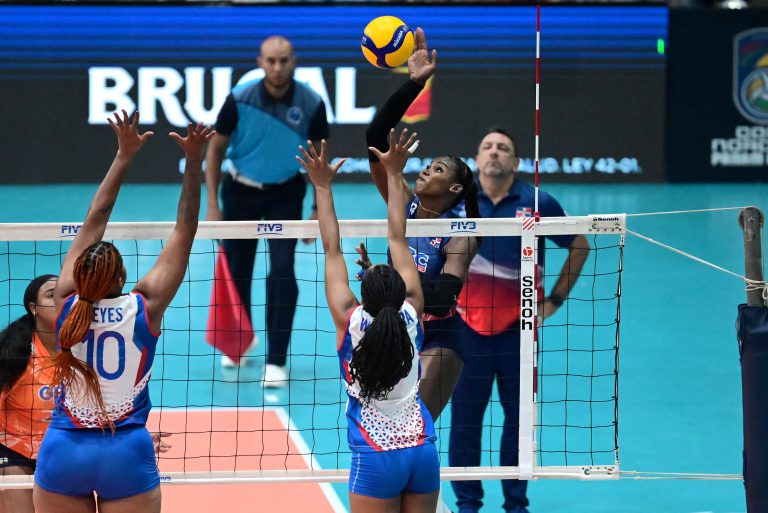 Dominican Republic beats Puerto Rico in electrifying match