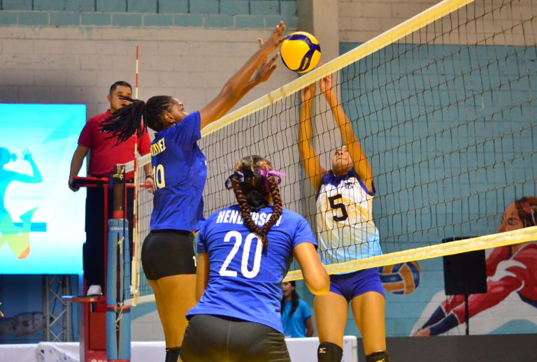Nicaragua Defeats Belize in Four Sets