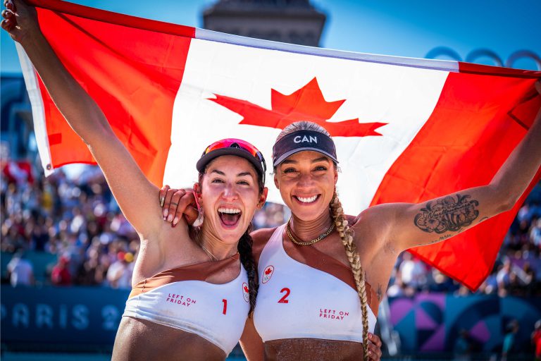 Melissa & Brandie snatch first Olympic final spot
