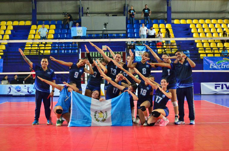 Guatemala dominates El Salvador with strong serve