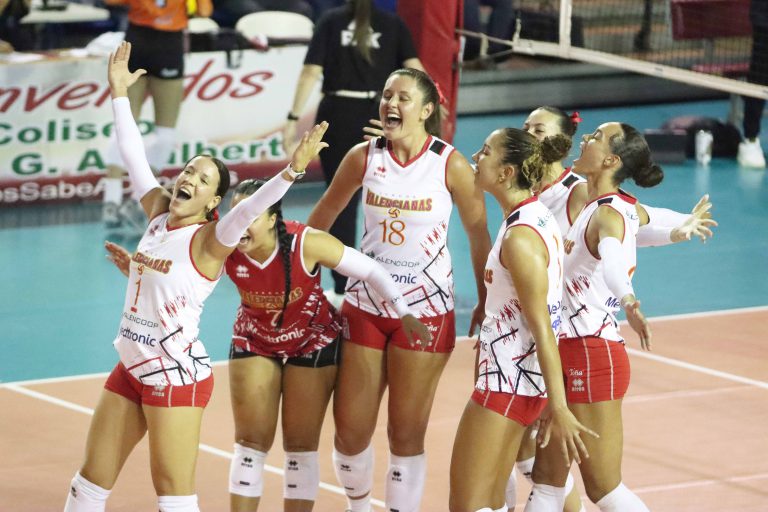 Valencianas Defeat Changas and Mets End Criollas’ Undefeated Streak