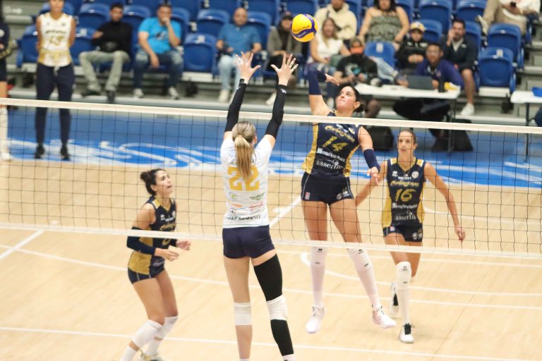 Cangrejeras Force a Three-Way Tie, Valencianas Defeat Changas