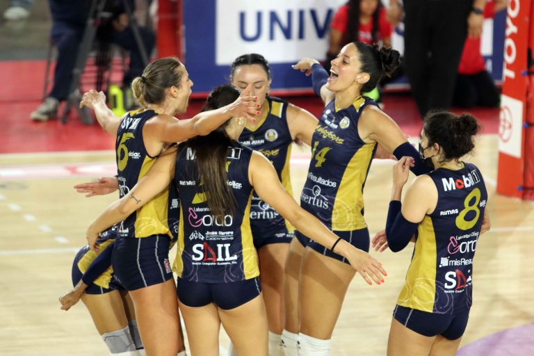 Defending Champions Cangrejeras Still Alive in the LVSF KIA Finals Series