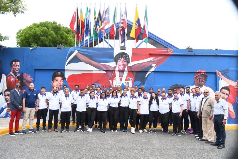 International Level I Volleyball Coaching Course Kicks Off in the Dominican Republic