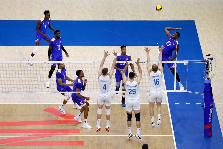 Cuba Comes from Behind to Defeat Serbia and USA Sweeps Canada in Straight Sets