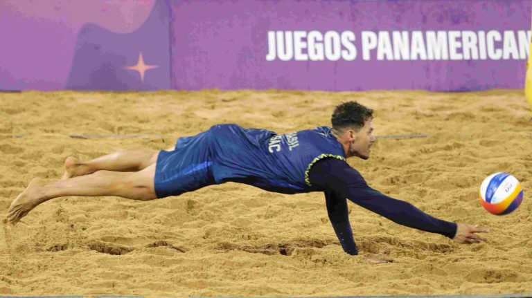 El Salvador, USA, Venezuela and Brazil dominate Men Pool Play in Beach Volleyball