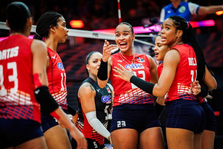 Brazil turn things around and overcome the Dominican Republic