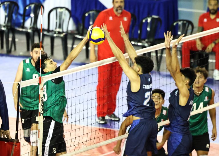 Mexico Advances to Semifinals, Aiming for Back-to-Back Titles