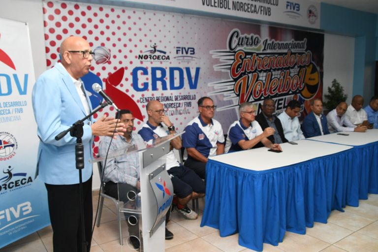 International Level 2 Volleyball Coaches Course Opens in Santo Domingo