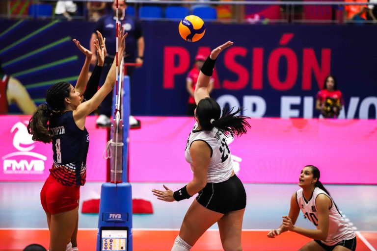 Mexico Bounces Back to Beat Dominican Republic in Four Sets
