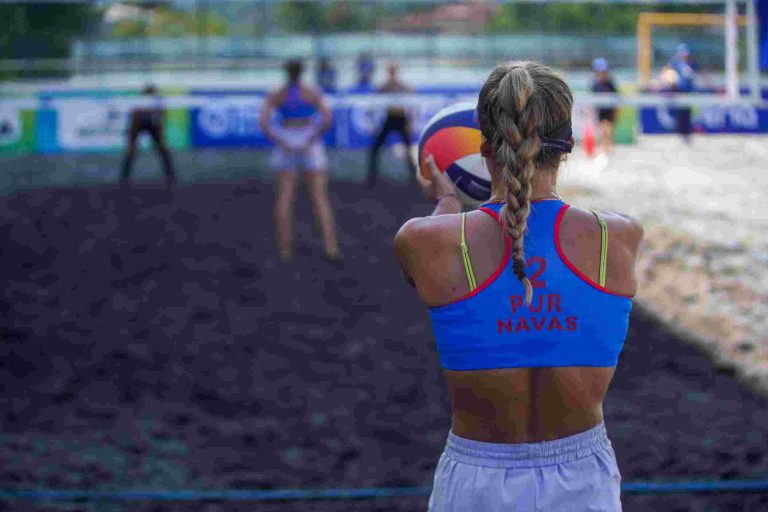 Puerto Ricans González/Navas start the tournament in full force