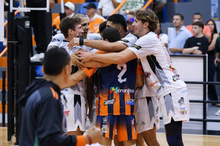 Changos Rise Again at Home and Halt Their Losing Streak