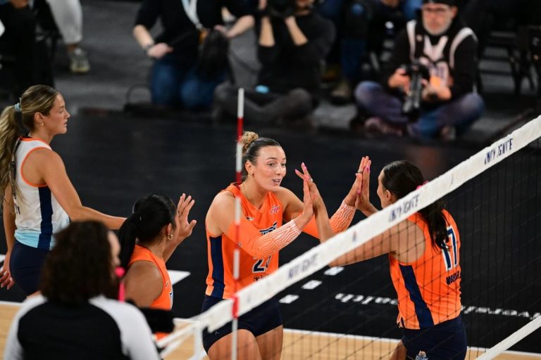 Indy Sweeps Dallas to Stand Alone atop MLV Standings