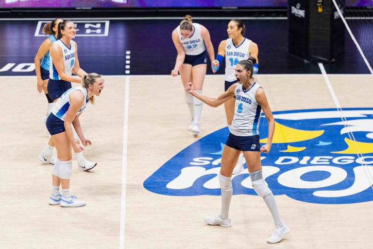 Brakočević powers Mojo past Fury in four-set home win