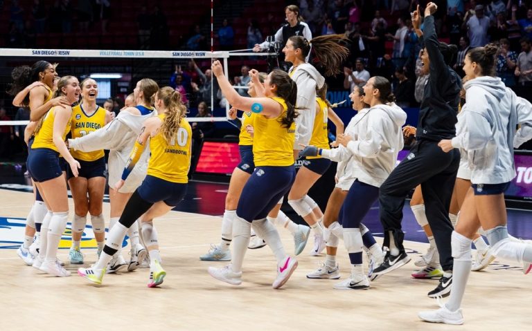 Mojo knock off league-leading Ignite in four-set home win