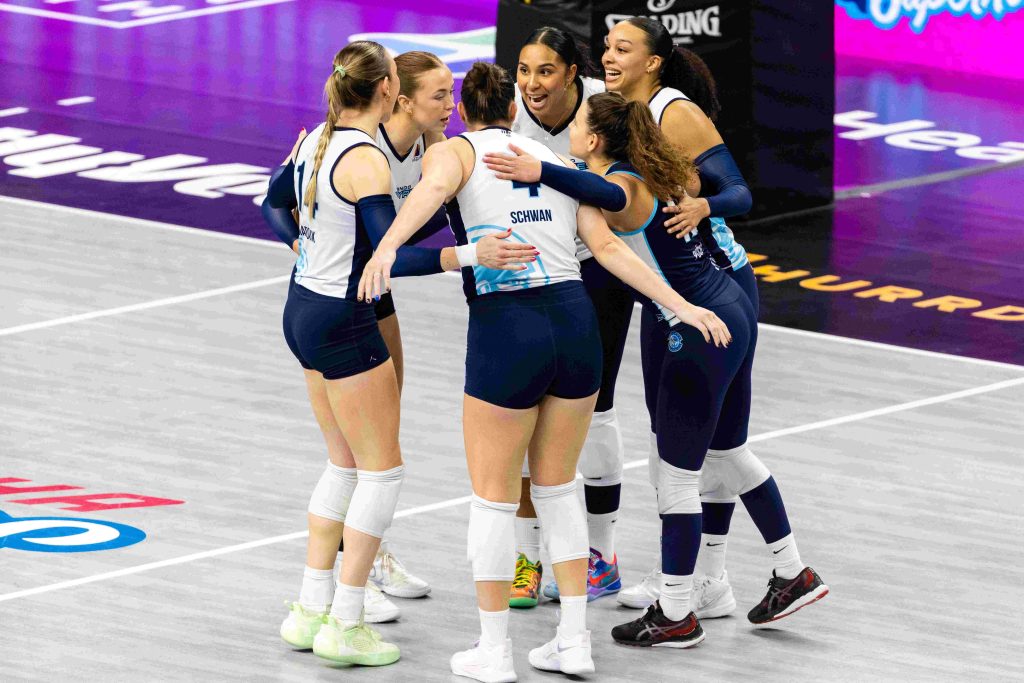 Orlando Dominates At The Net, Sweeps Omaha To End Three-Match Slide